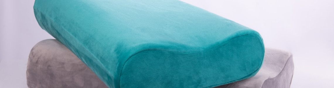 وداعاً لآلام الاستيقاظ.. أفضل مخدة طبية للرقبة لنوم هادئ وعميق